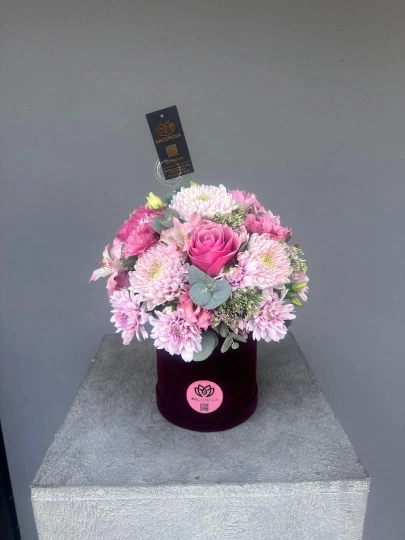Floral Elegance Box