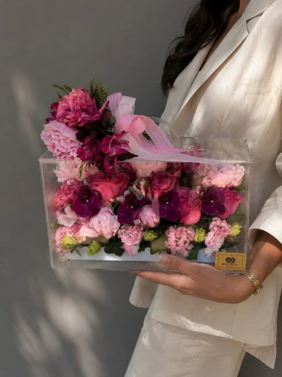 Veloura Pink Case